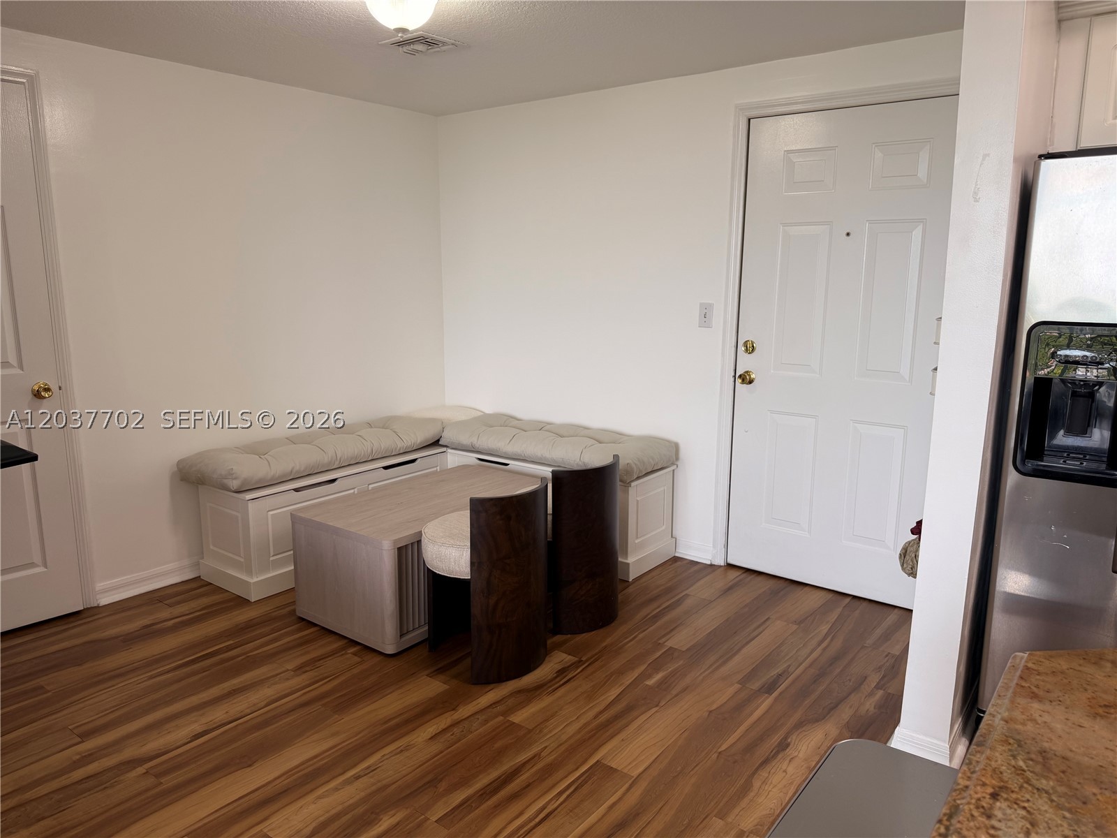 3500 Coral Way #907, Miami FL 33145