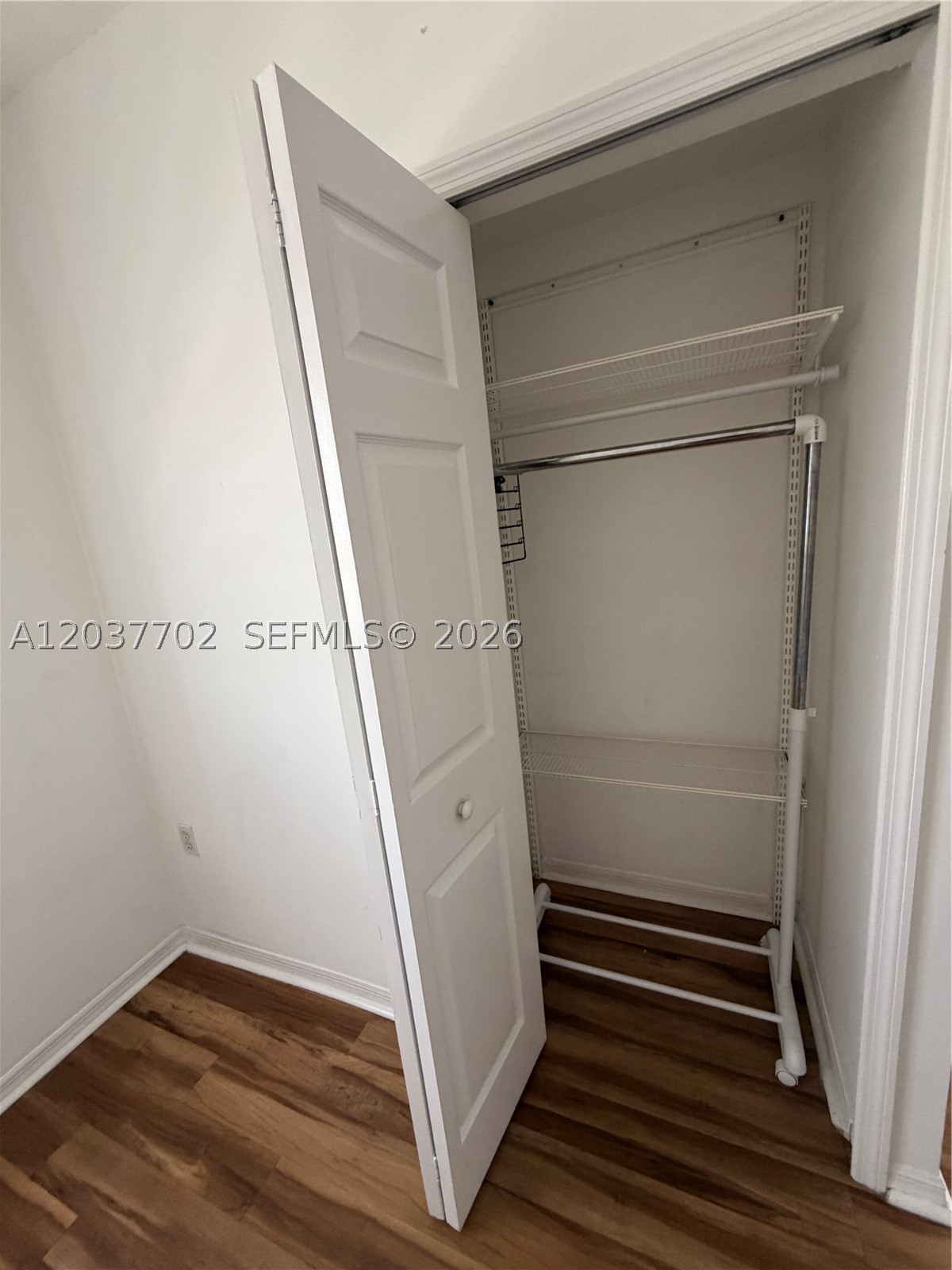 3500 Coral Way #907, Miami FL 33145