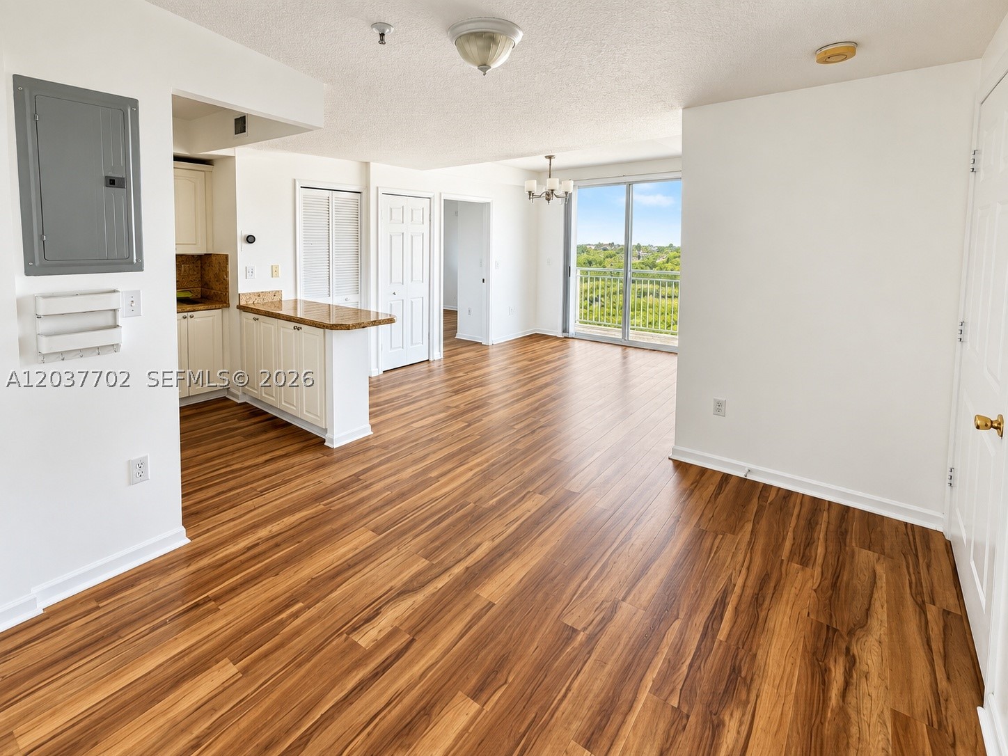 3500 Coral Way #907, Miami FL 33145