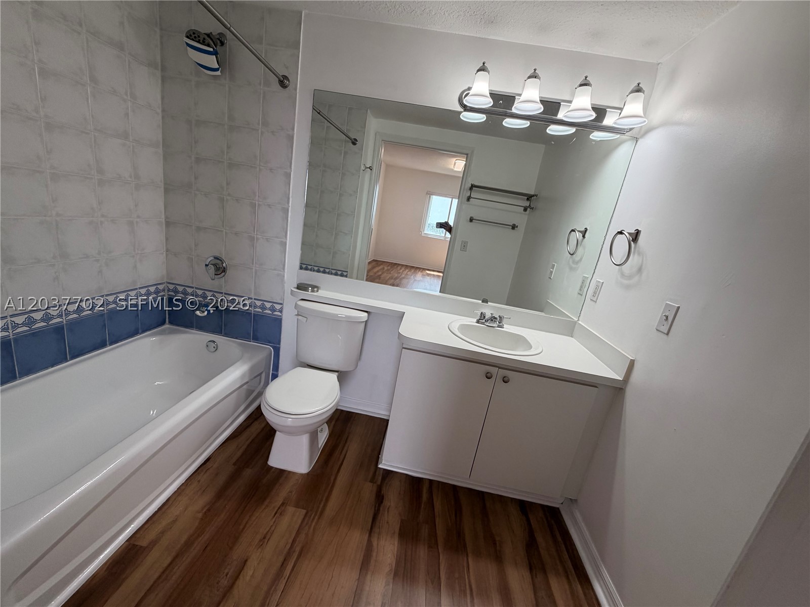3500 Coral Way #907, Miami FL 33145