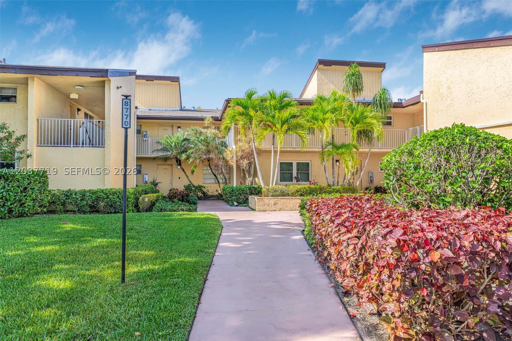 8770 Azalea Ct #203, Tamarac FL 33321