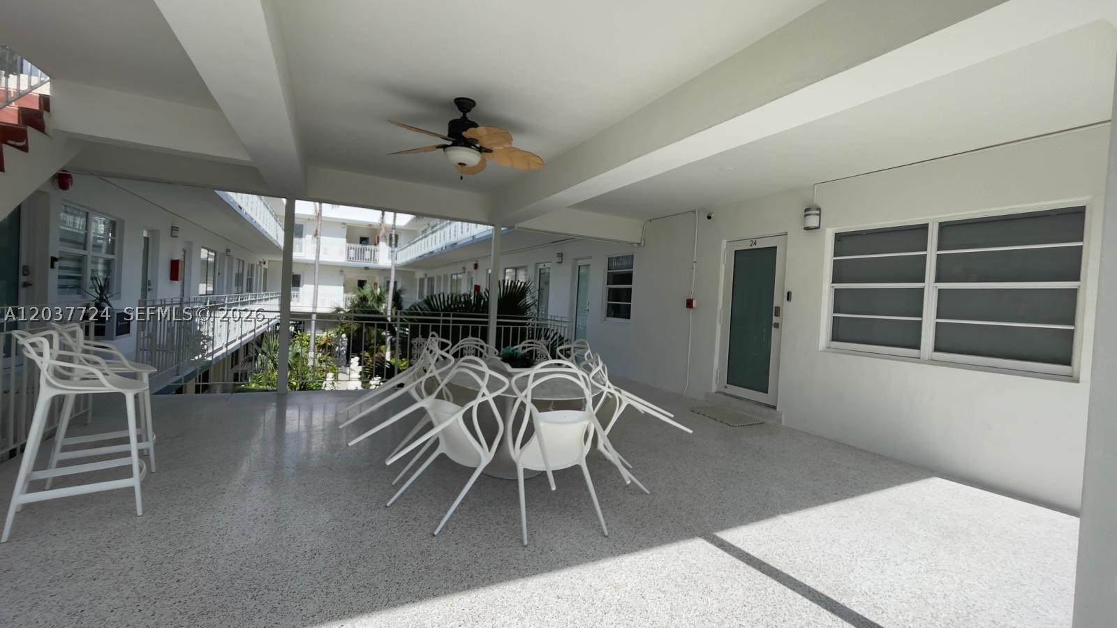 650 Pennsylvania Ave #24, Miami Beach FL 33139