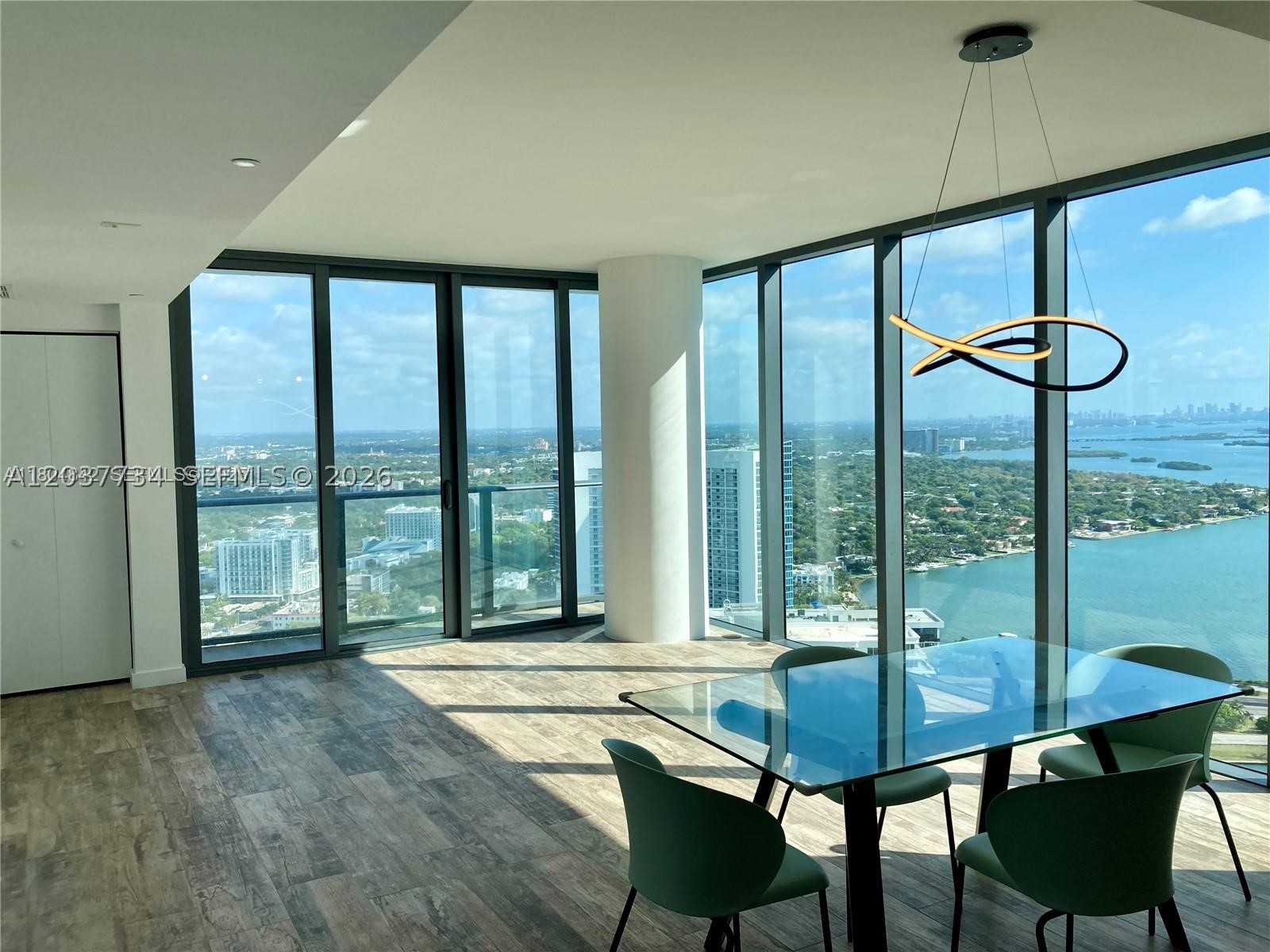 650 NE 32nd St #4408, Miami FL 33137