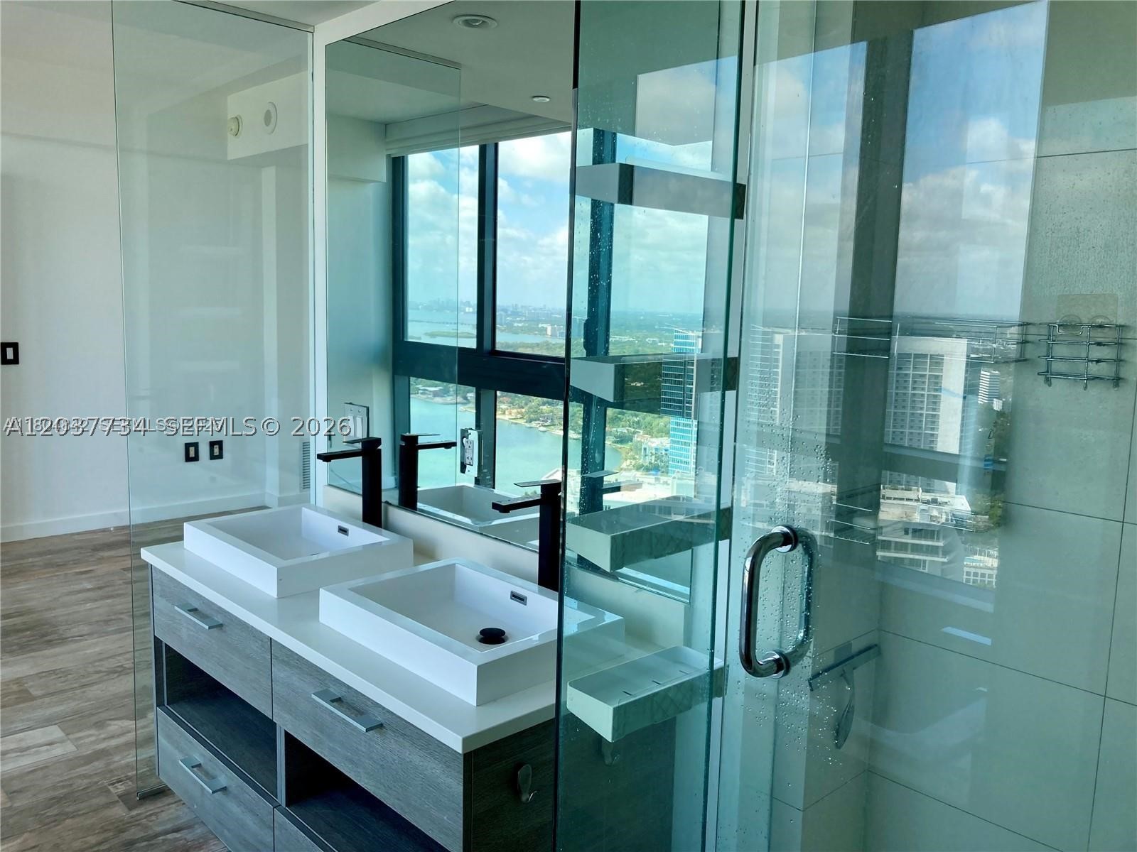 650 NE 32nd St #4408, Miami FL 33137