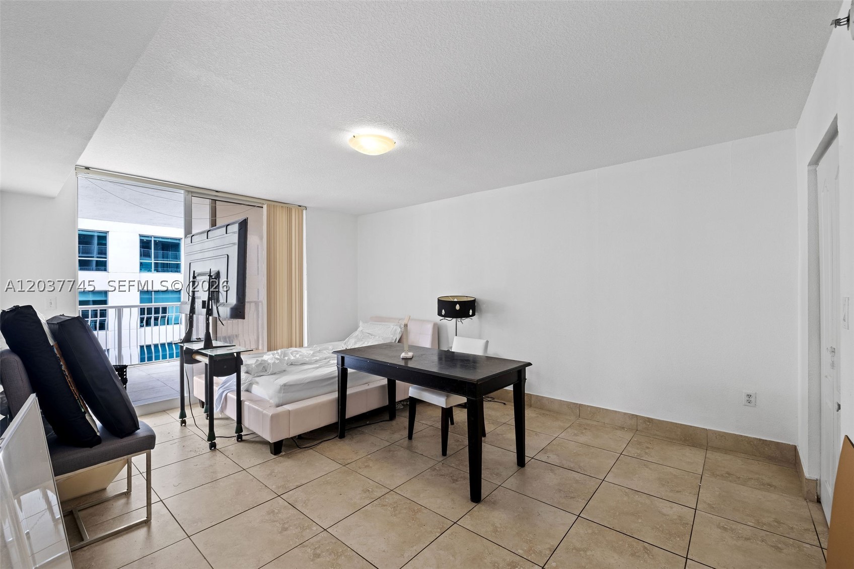 1200 Brickell Bay Dr #3714, Miami FL 33131