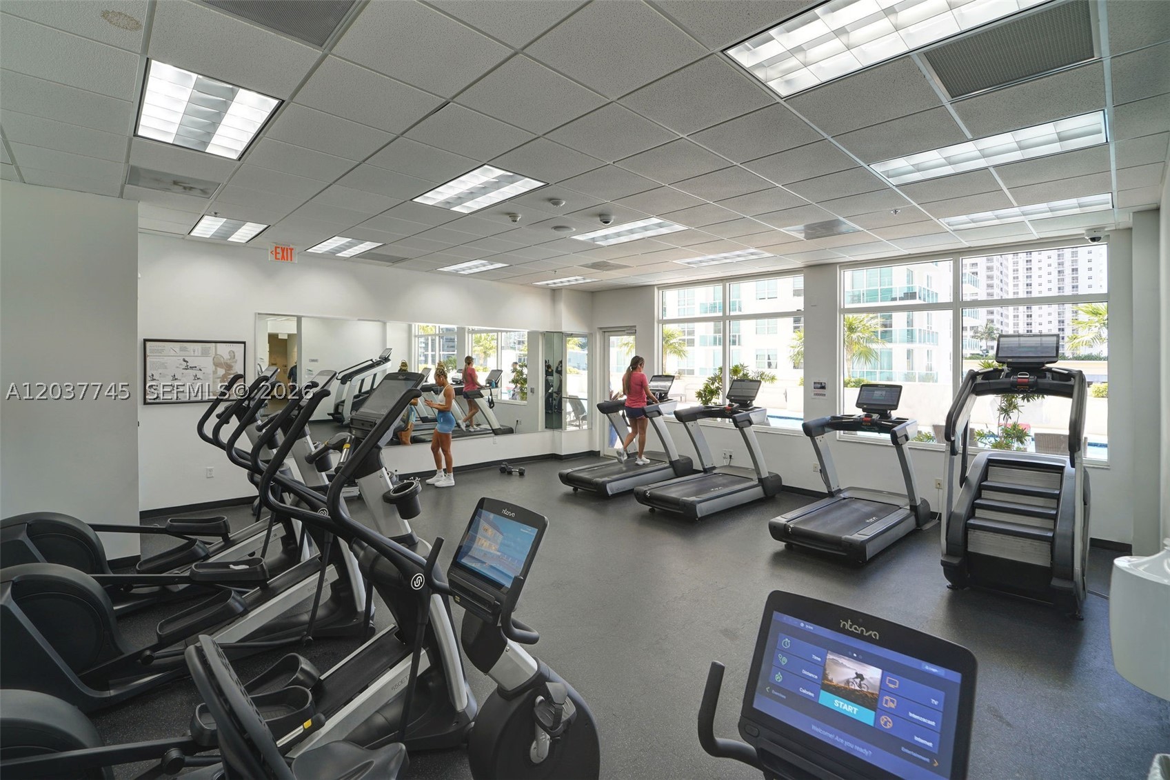 1200 Brickell Bay Dr #3714, Miami FL 33131