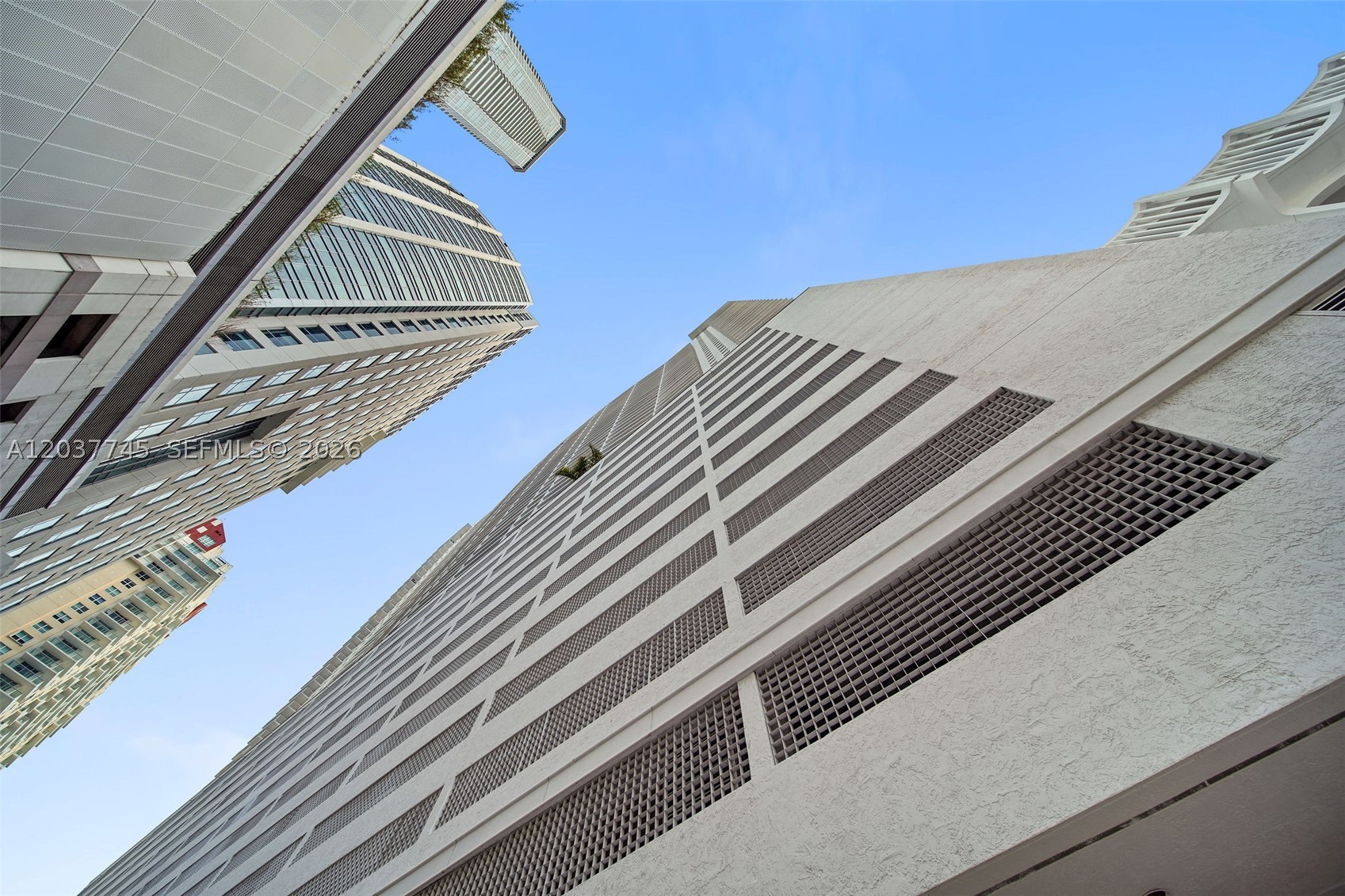 1200 Brickell Bay Dr #3714, Miami FL 33131