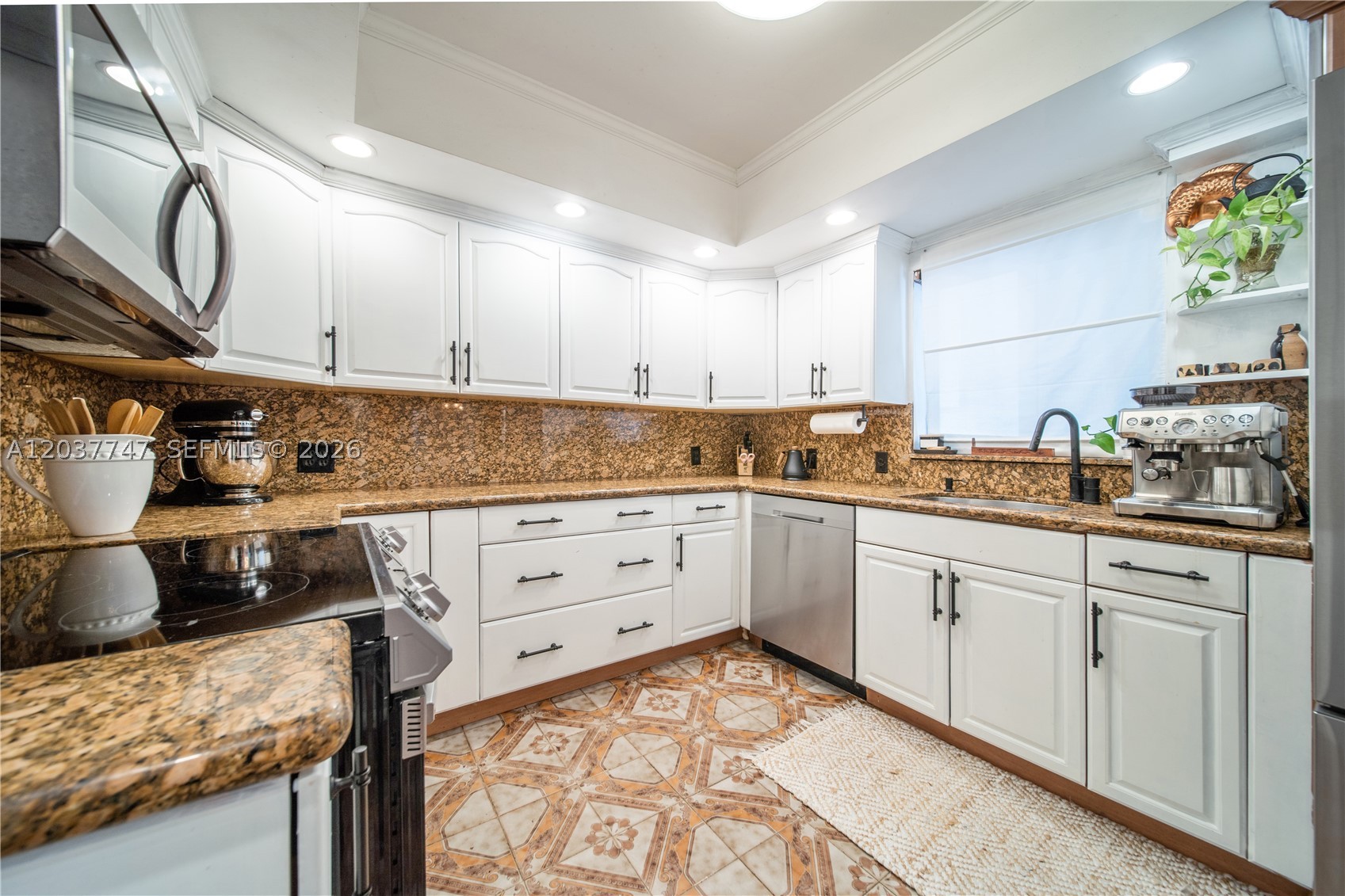 2421 SW 26th Ln, Miami FL 33133