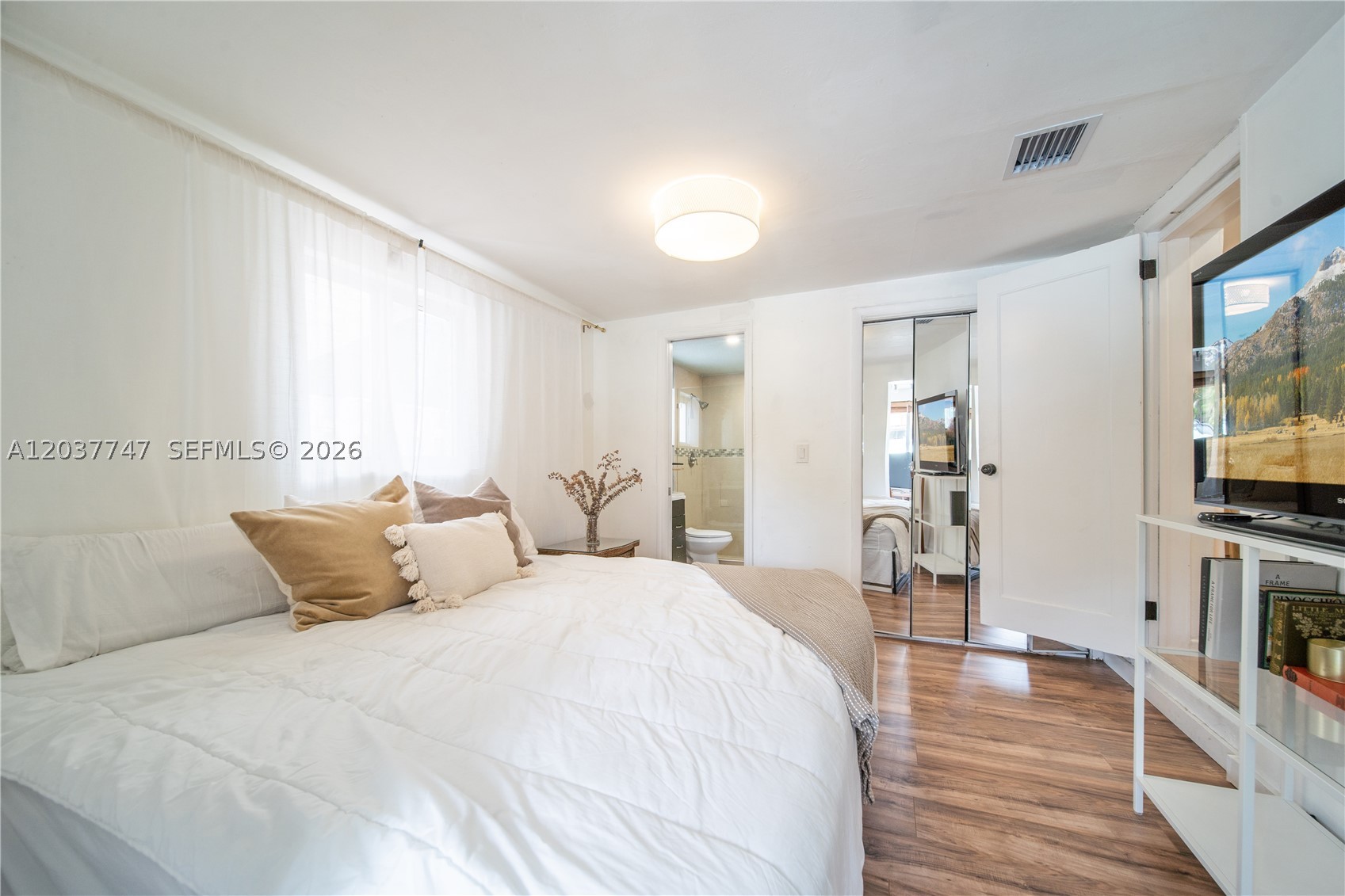 2421 SW 26th Ln, Miami FL 33133
