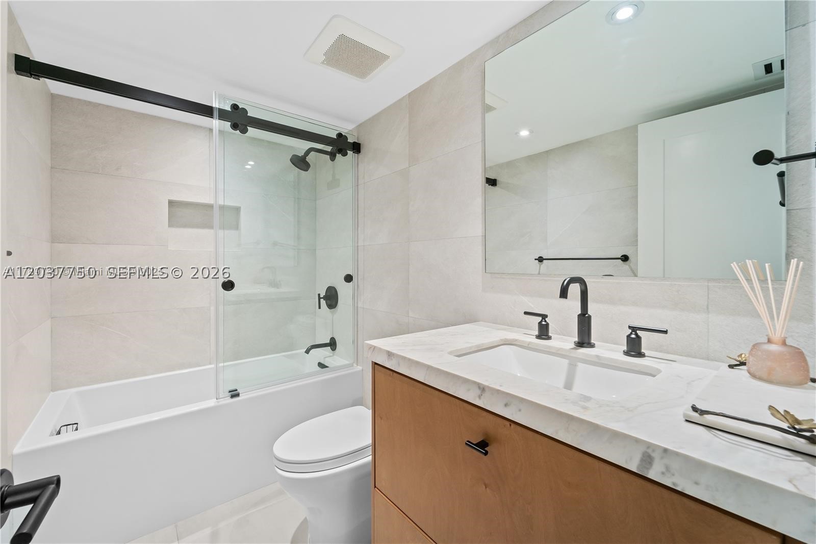 520 Brickell Key Dr #A713, Miami FL 33131