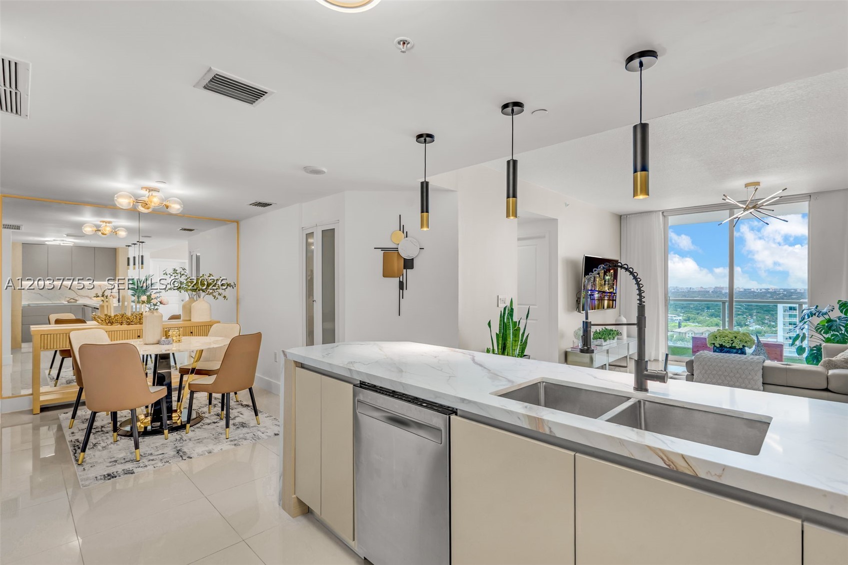 1250 S Miami Ave #2305, Miami FL 33130
