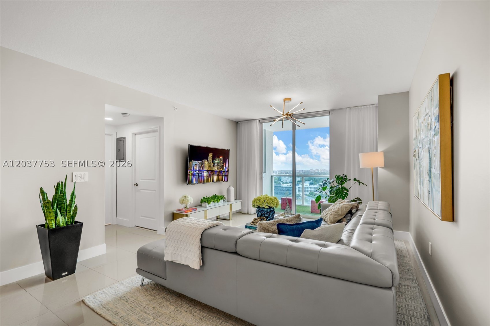 1250 S Miami Ave #2305, Miami FL 33130