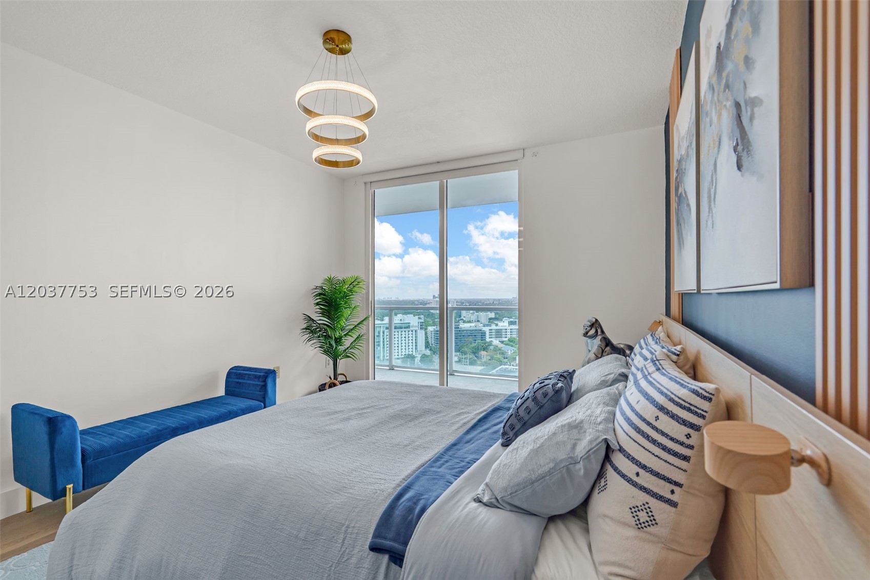 1250 S Miami Ave #2305, Miami FL 33130