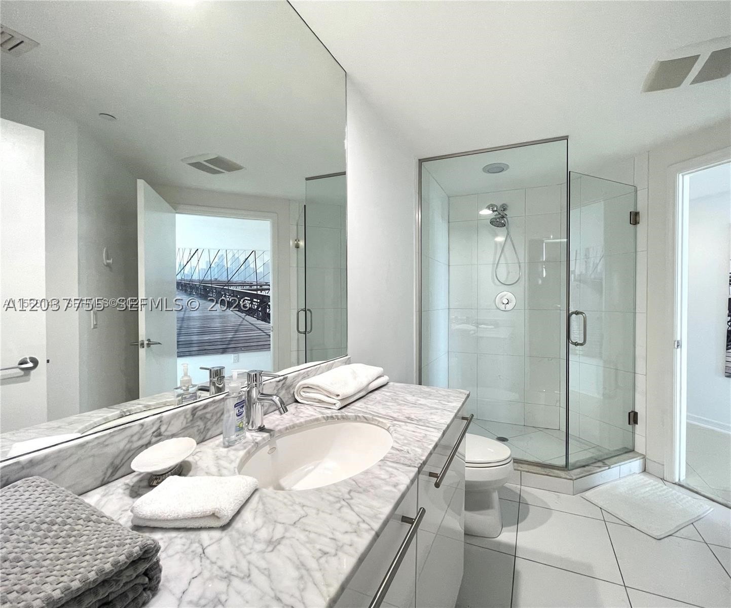 500 Brickell Ave #3302, Miami FL 33131