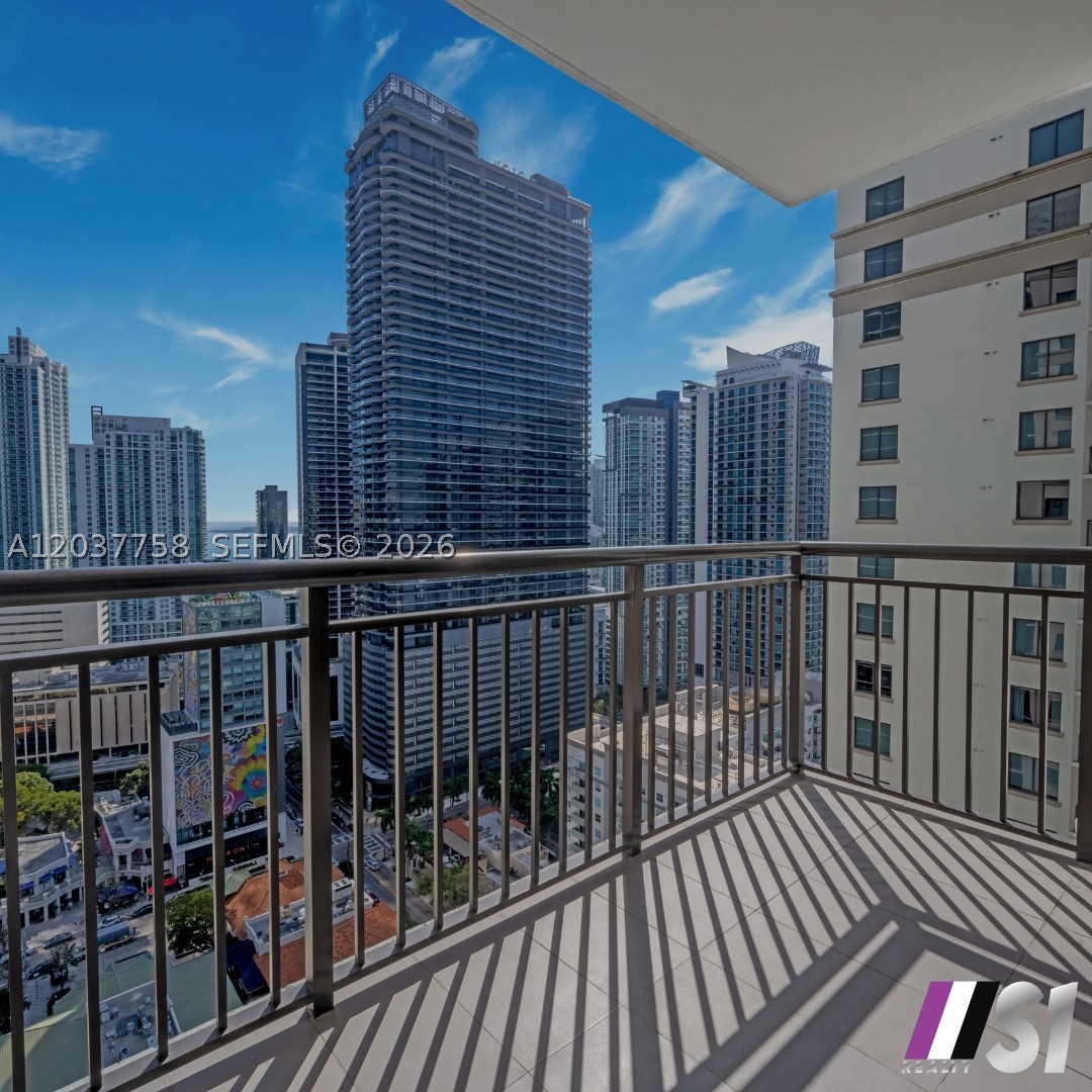 999 SW 1st Ave #1511, Miami FL 33130