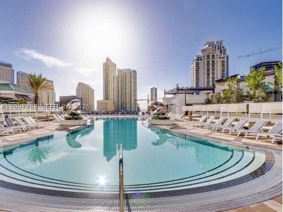 999 SW 1st Ave #1511, Miami FL 33130