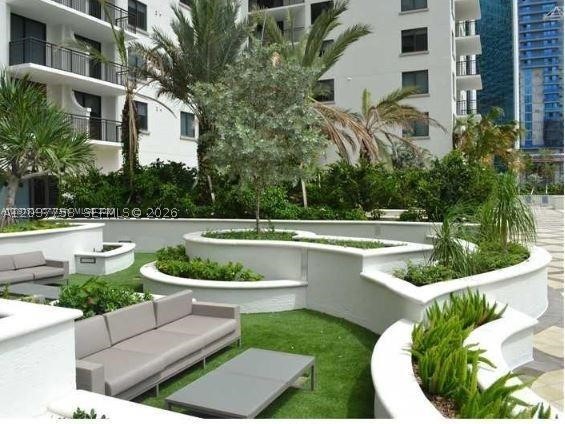 999 SW 1st Ave #1511, Miami FL 33130