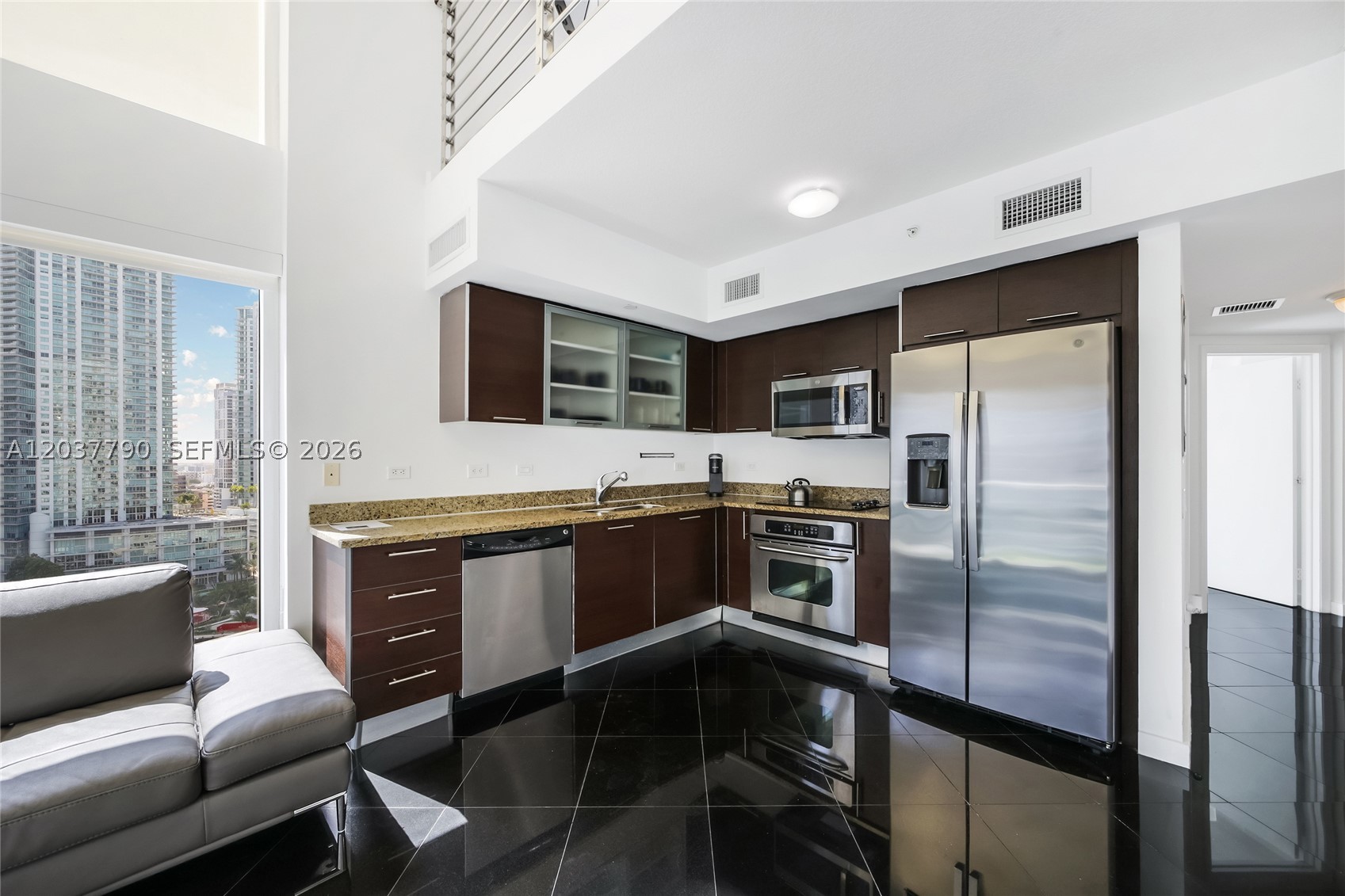 41 SE 5th St #1116, Miami FL 33131