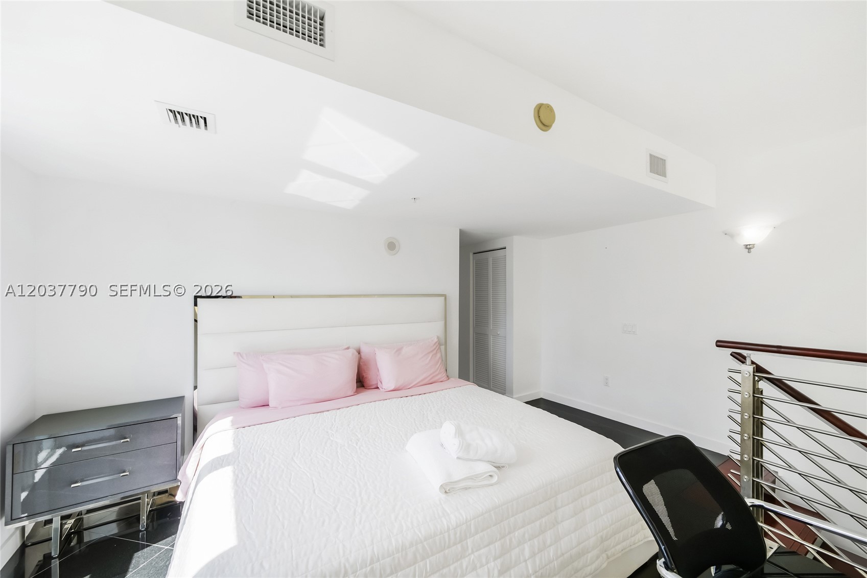 41 SE 5th St #1116, Miami FL 33131