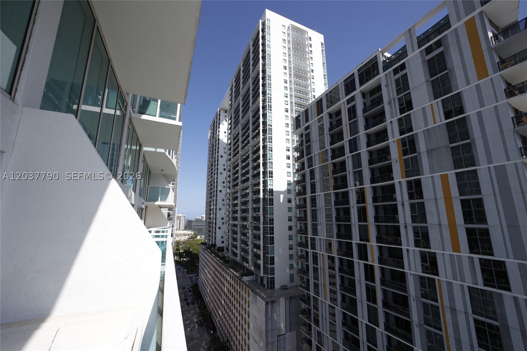 41 SE 5th St #1116, Miami FL 33131