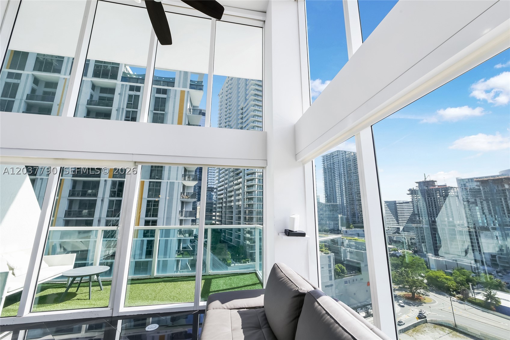 41 SE 5th St #1116, Miami FL 33131