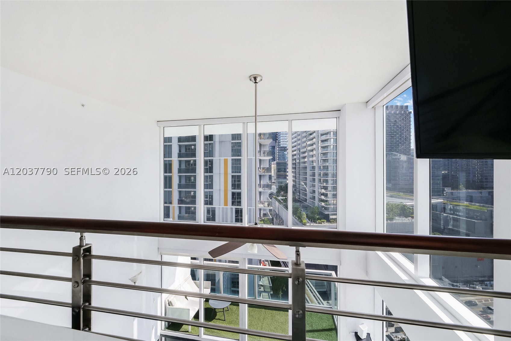 41 SE 5th St #1116, Miami FL 33131