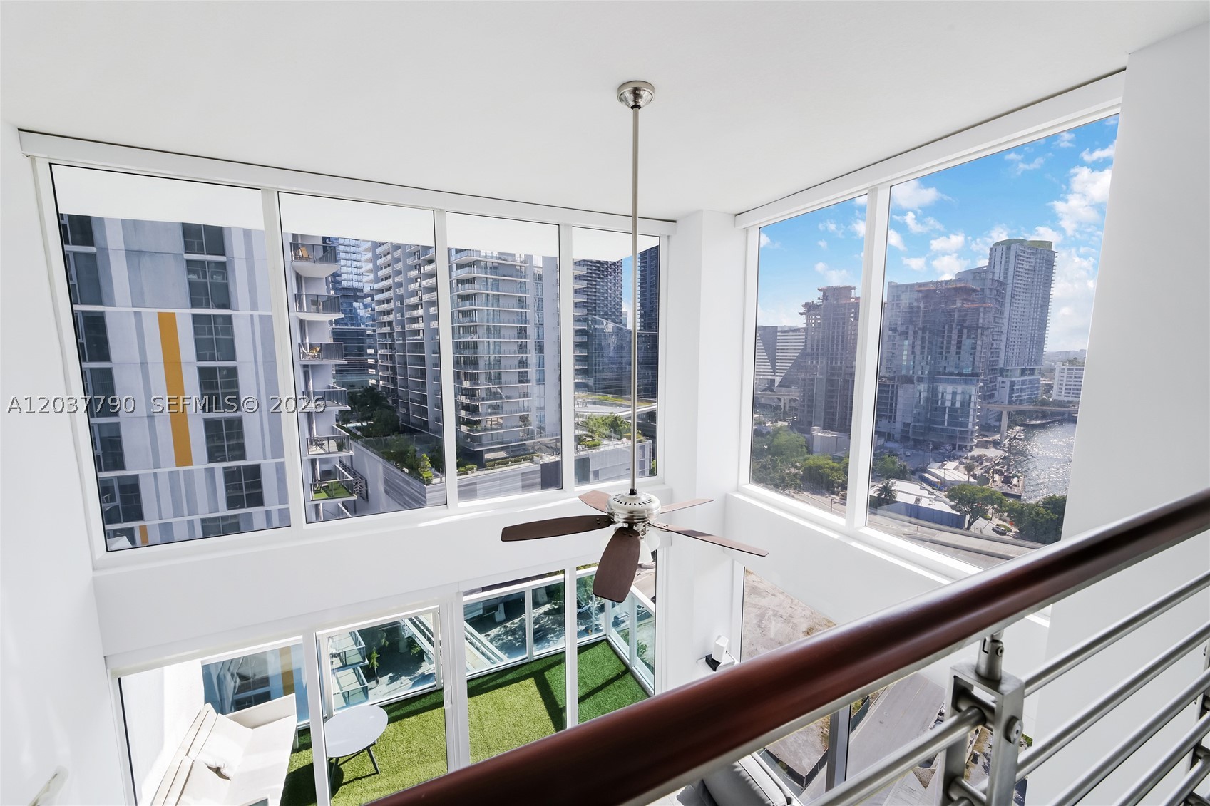 41 SE 5th St #1116, Miami FL 33131