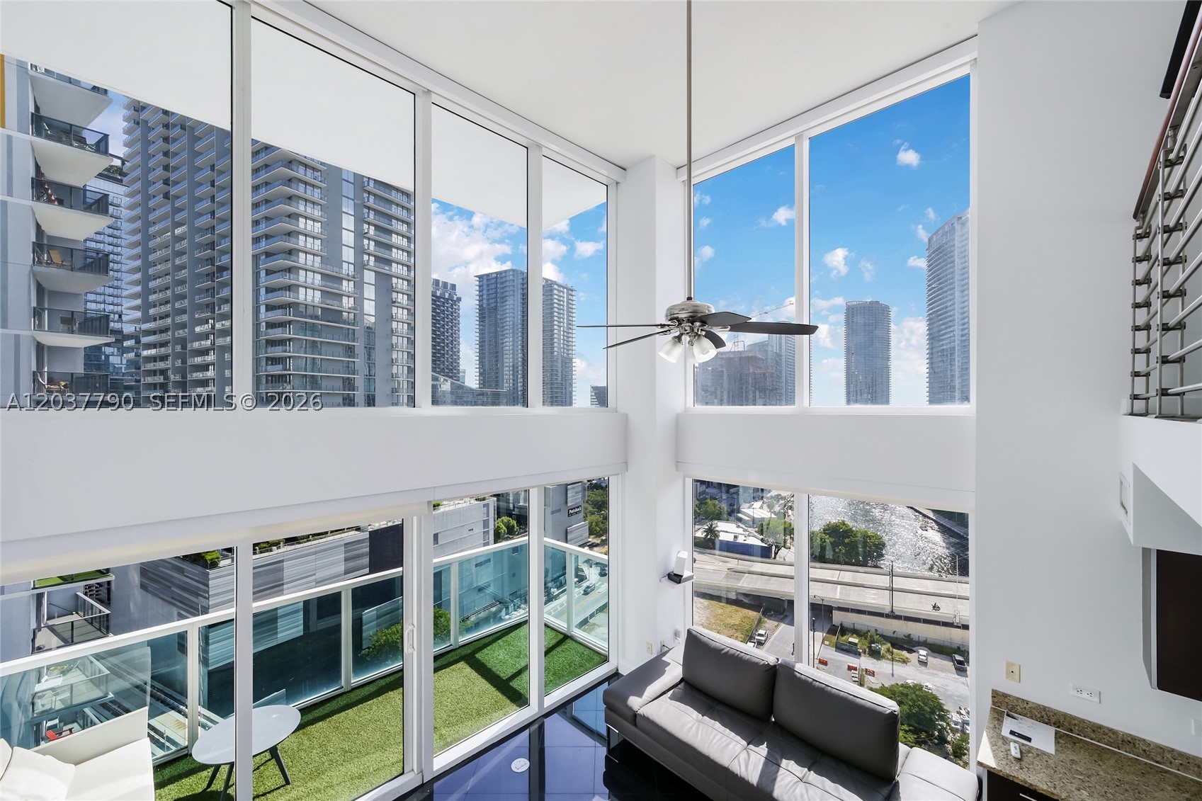 41 SE 5th St #1116, Miami FL 33131