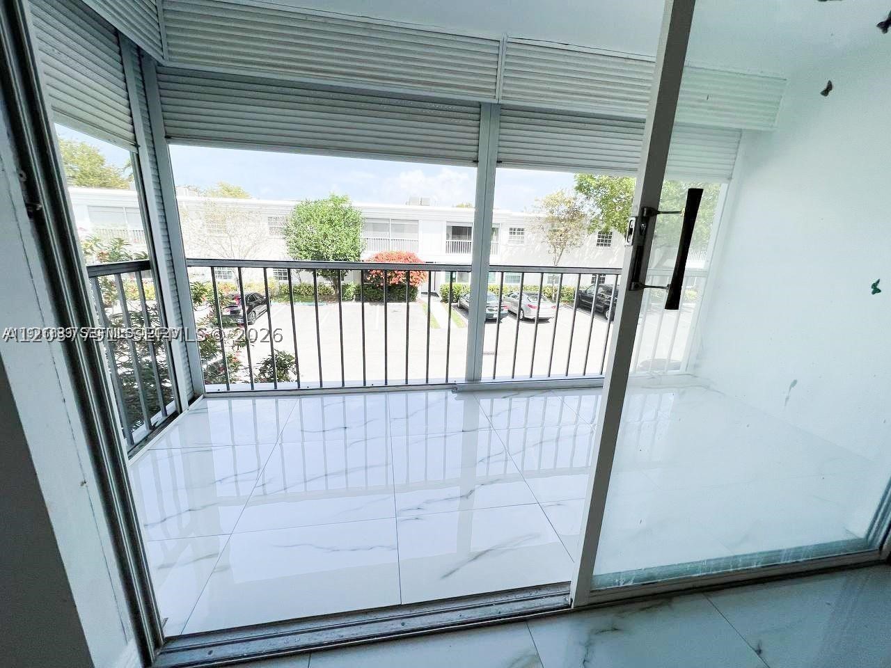 6395 Bay Club Dr #4, Fort Lauderdale FL 33308