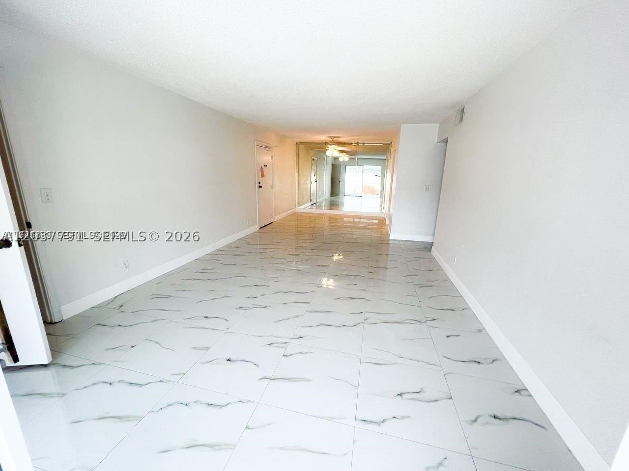 6395 Bay Club Dr #4, Fort Lauderdale FL 33308