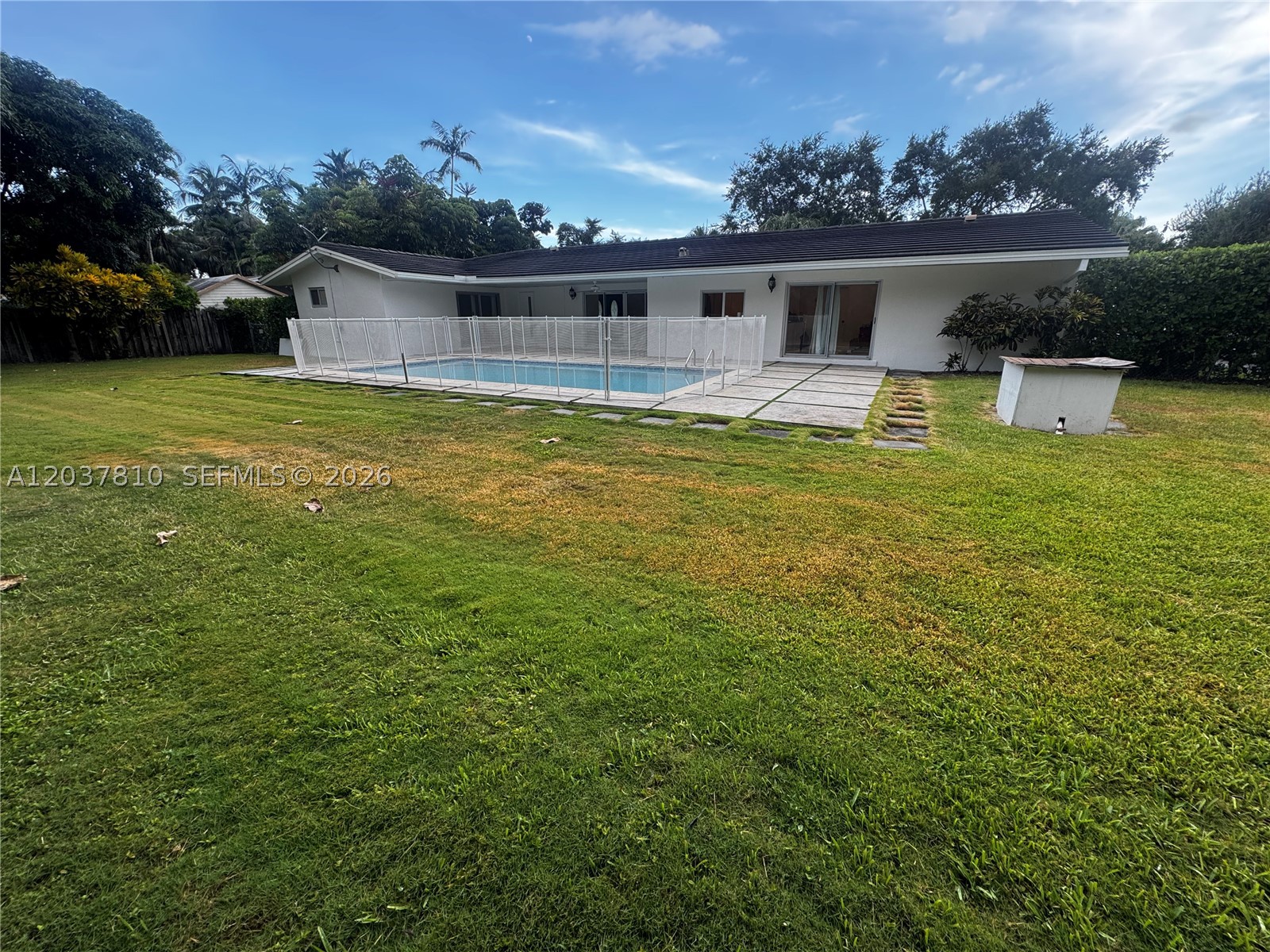 7361 SW 117th Ter, Pinecrest FL 33156
