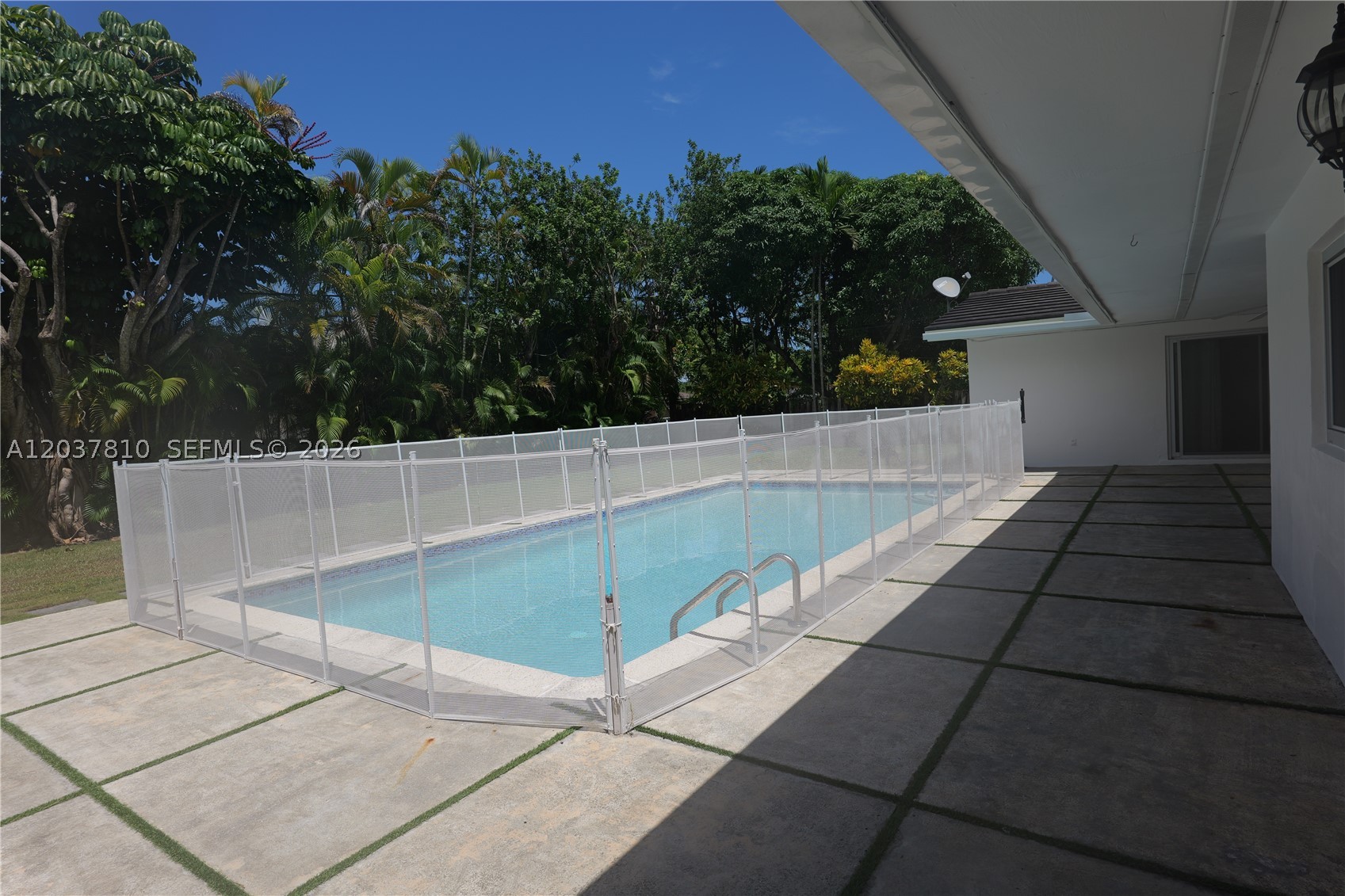 7361 SW 117th Ter, Pinecrest FL 33156