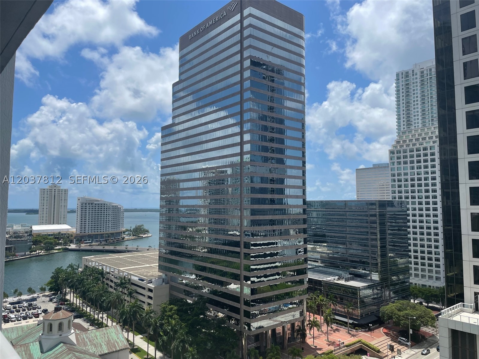500 Brickell Ave #1906, Miami FL 33131