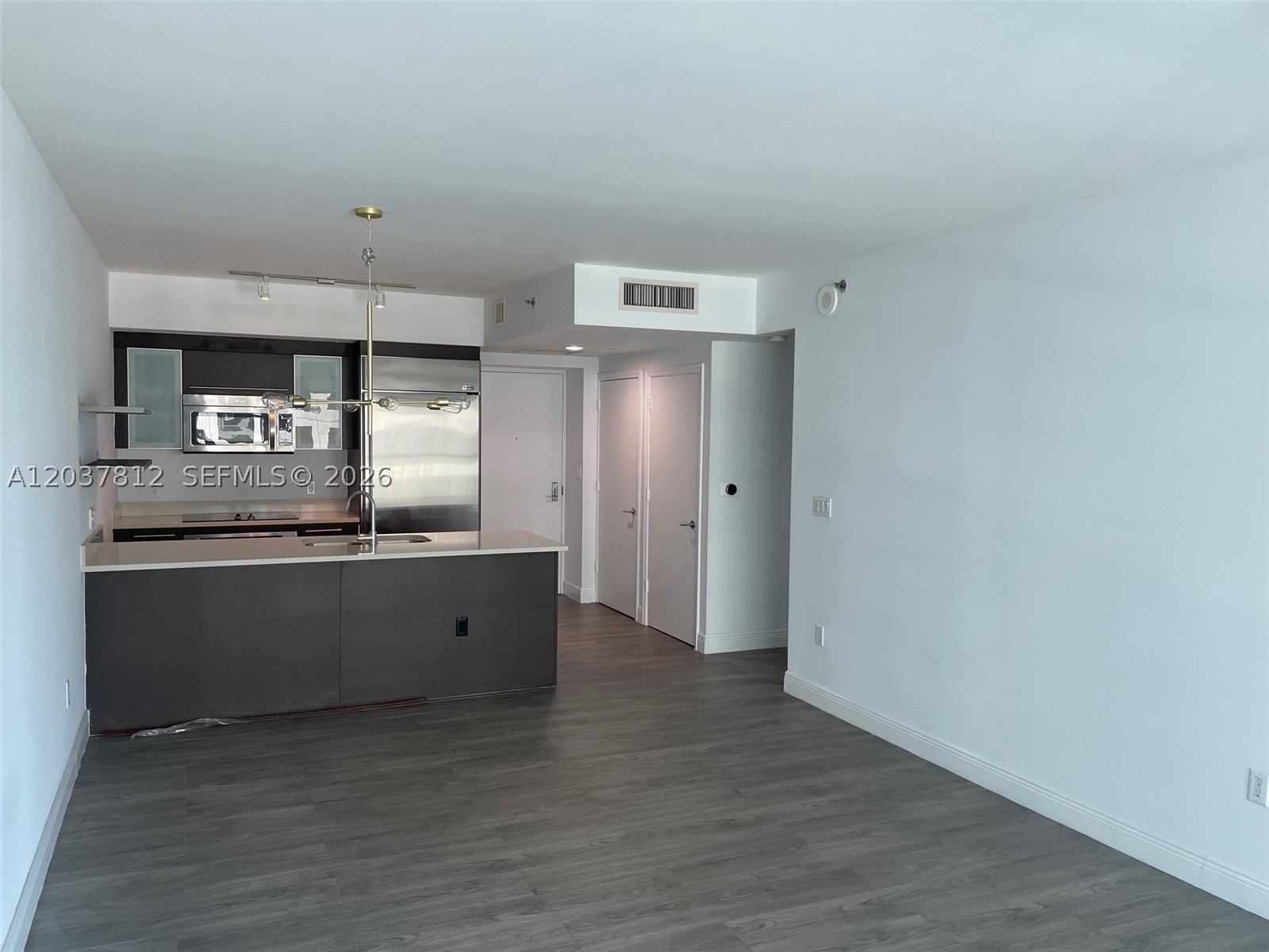 500 Brickell Ave #1906, Miami FL 33131