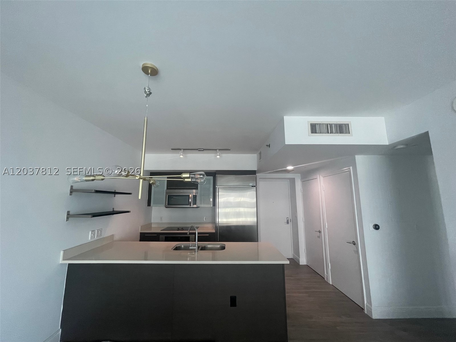 500 Brickell Ave #1906, Miami FL 33131