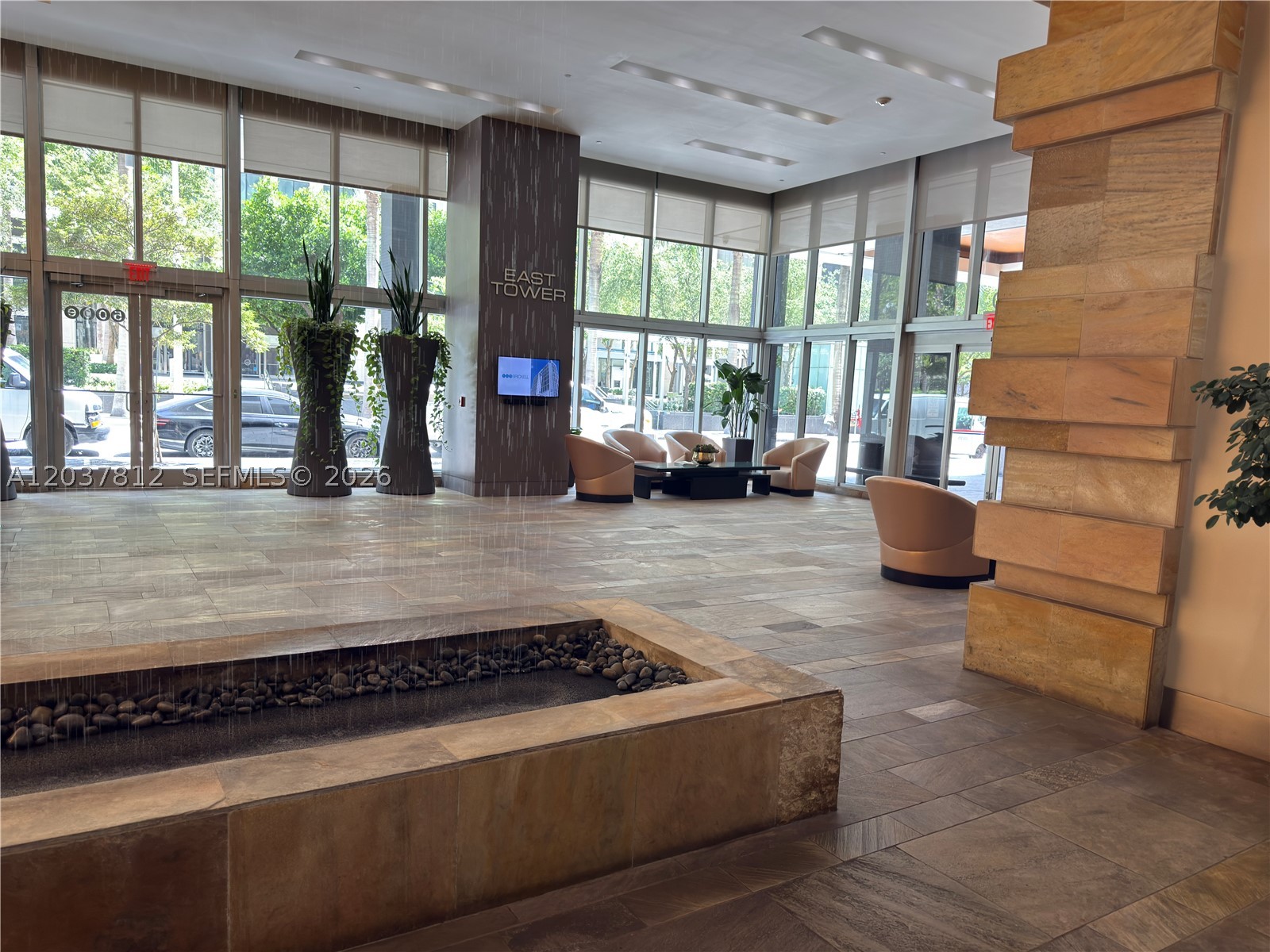500 Brickell Ave #1906, Miami FL 33131