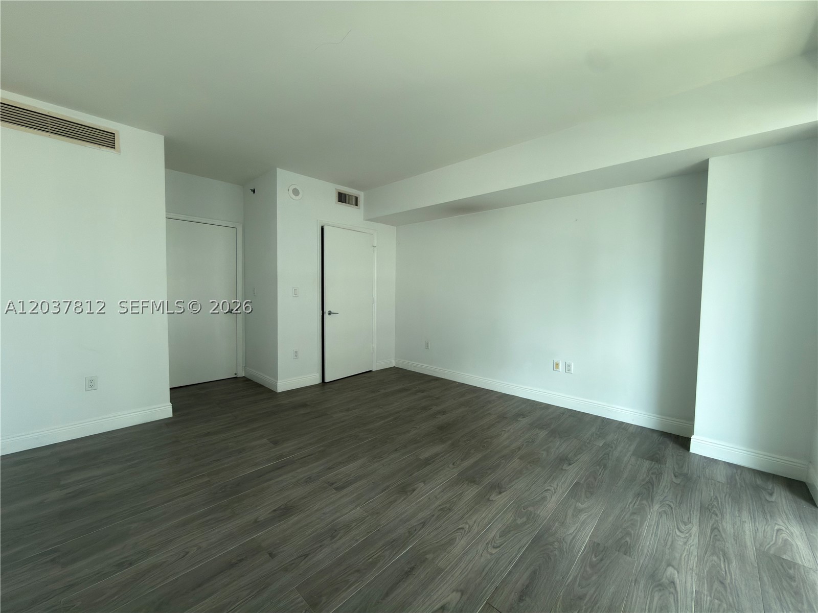 500 Brickell Ave #1906, Miami FL 33131