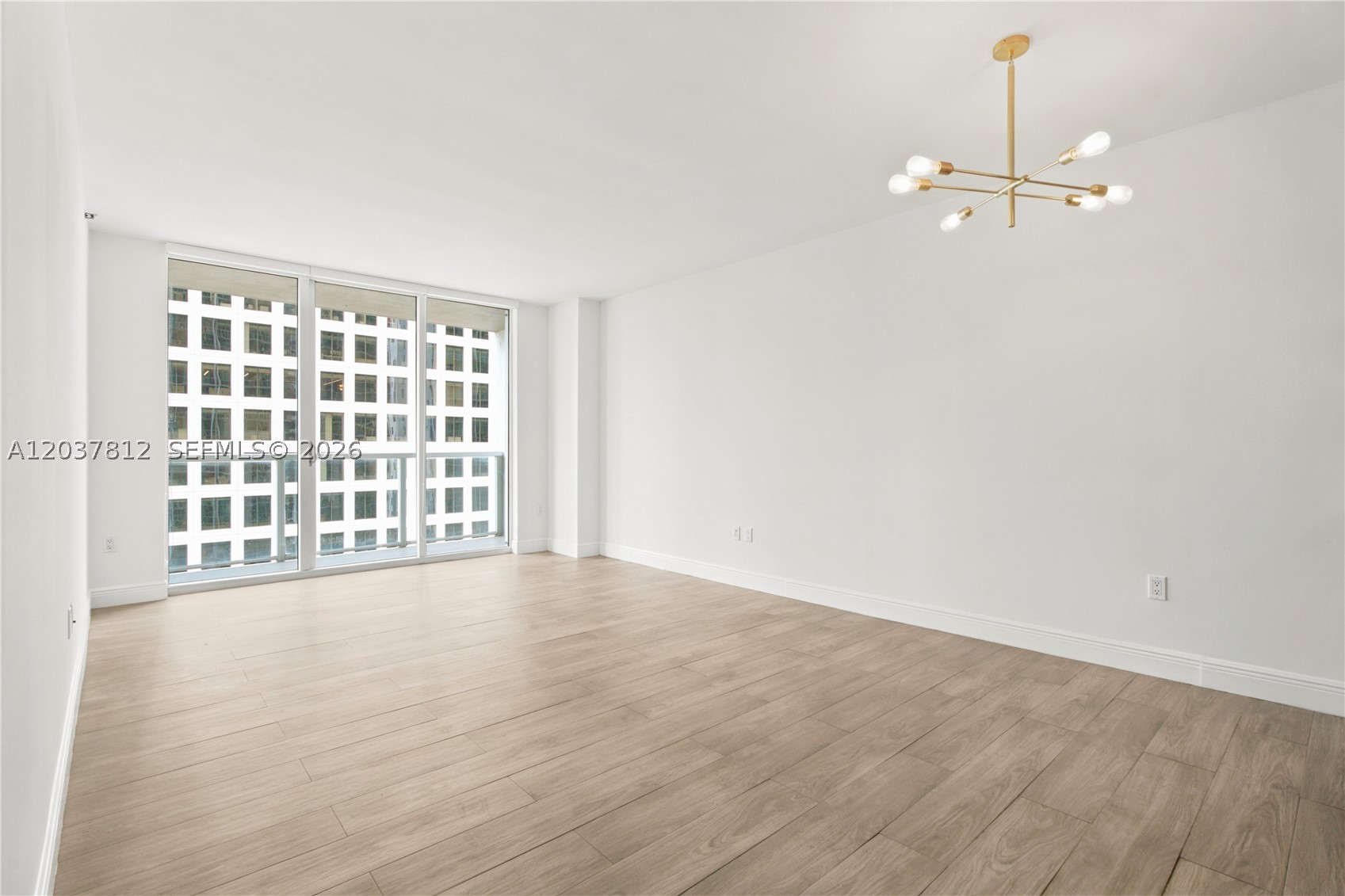 500 Brickell Av #1906, Miami FL 33131