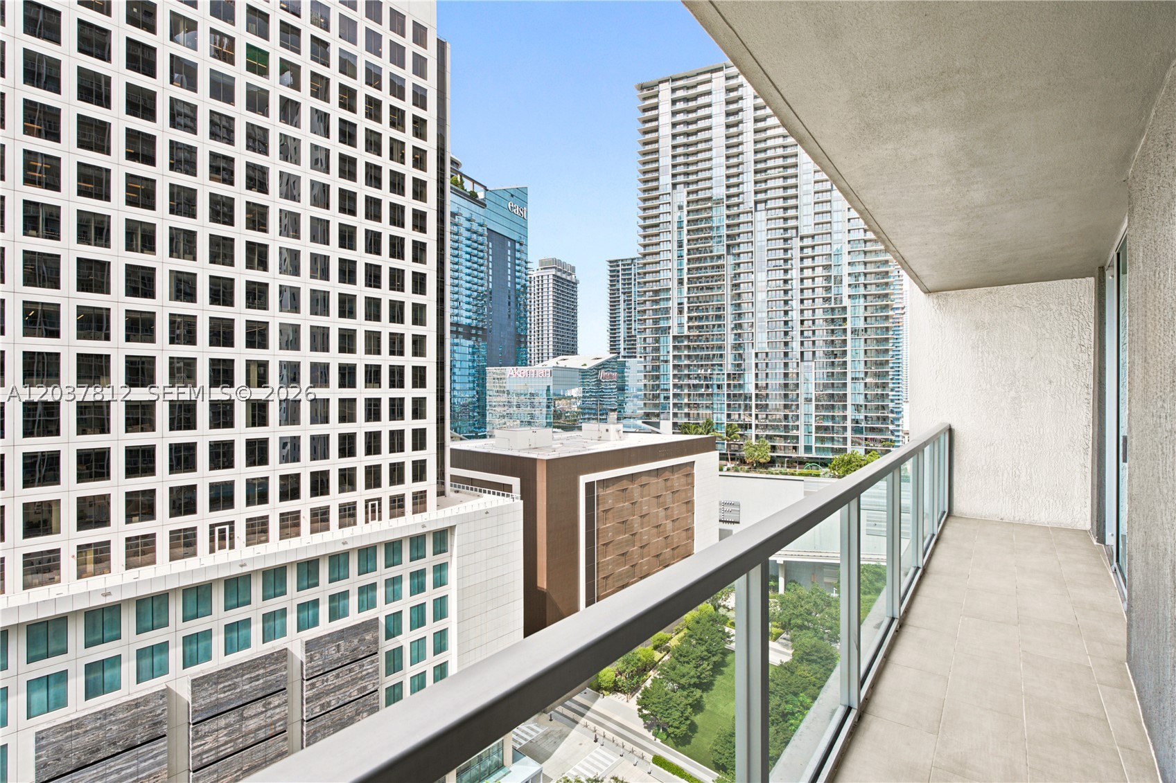 500 Brickell Av #1906, Miami FL 33131