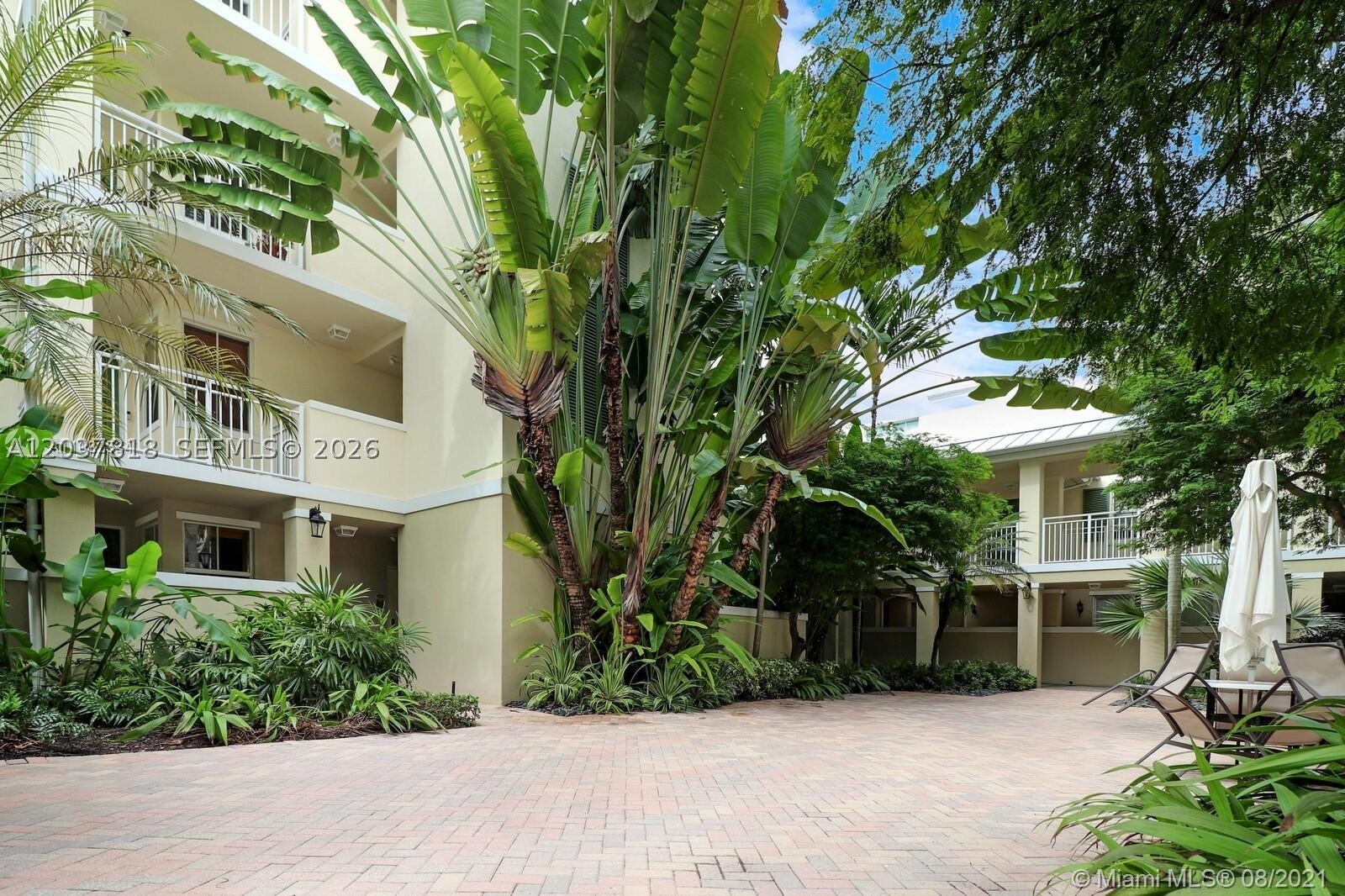 7594 SW 102nd St #200, Pinecrest FL 33156