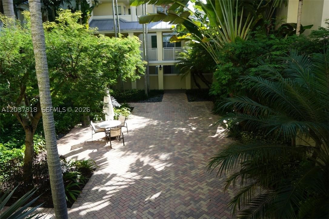 7594 SW 102nd St #200, Pinecrest FL 33156