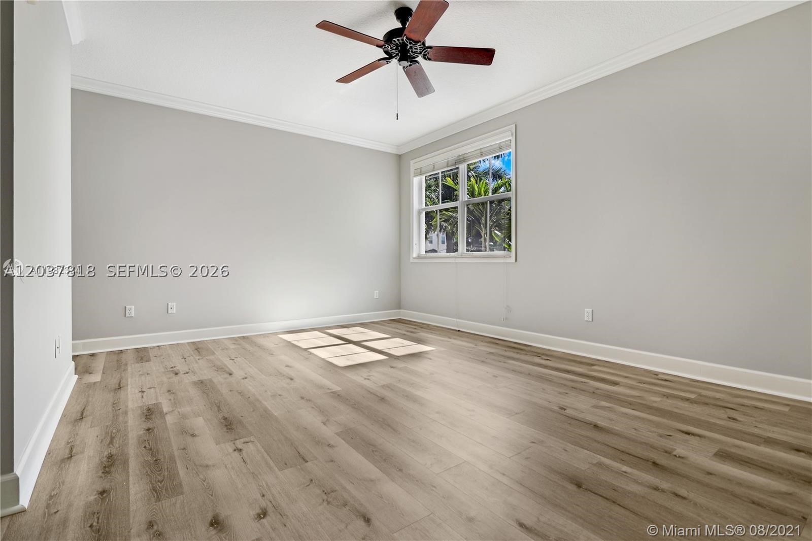 7594 SW 102nd St #200, Pinecrest FL 33156