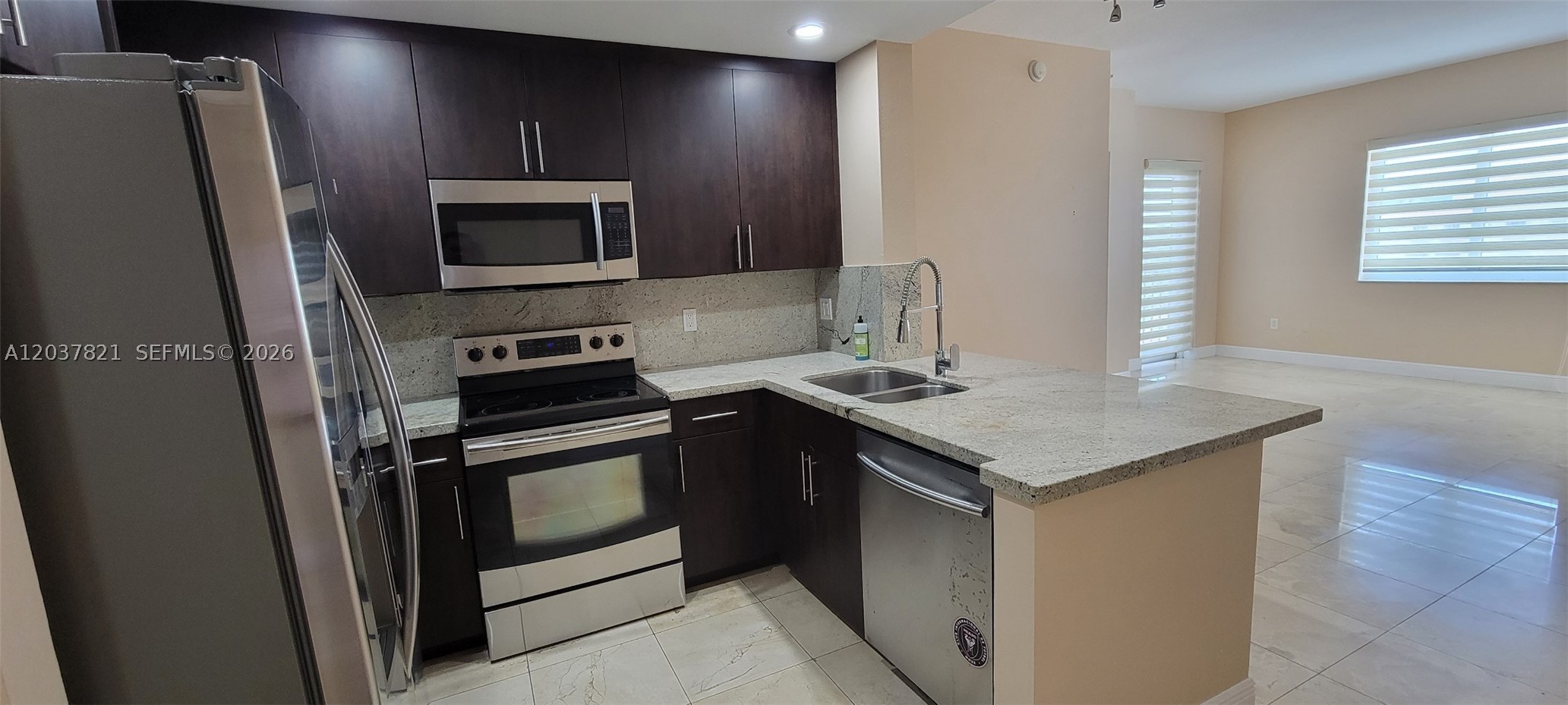 10 Aragon Ave #901, Coral Gables FL 33134