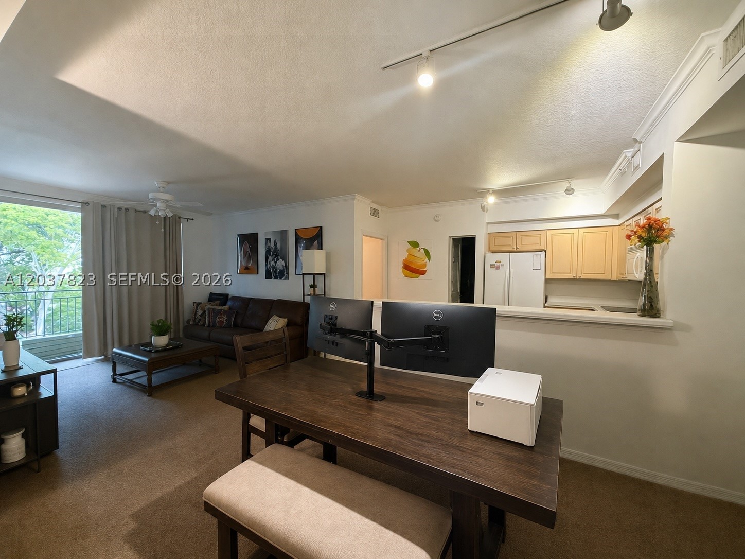 6861 SW 44th St #205, Miami FL 33155