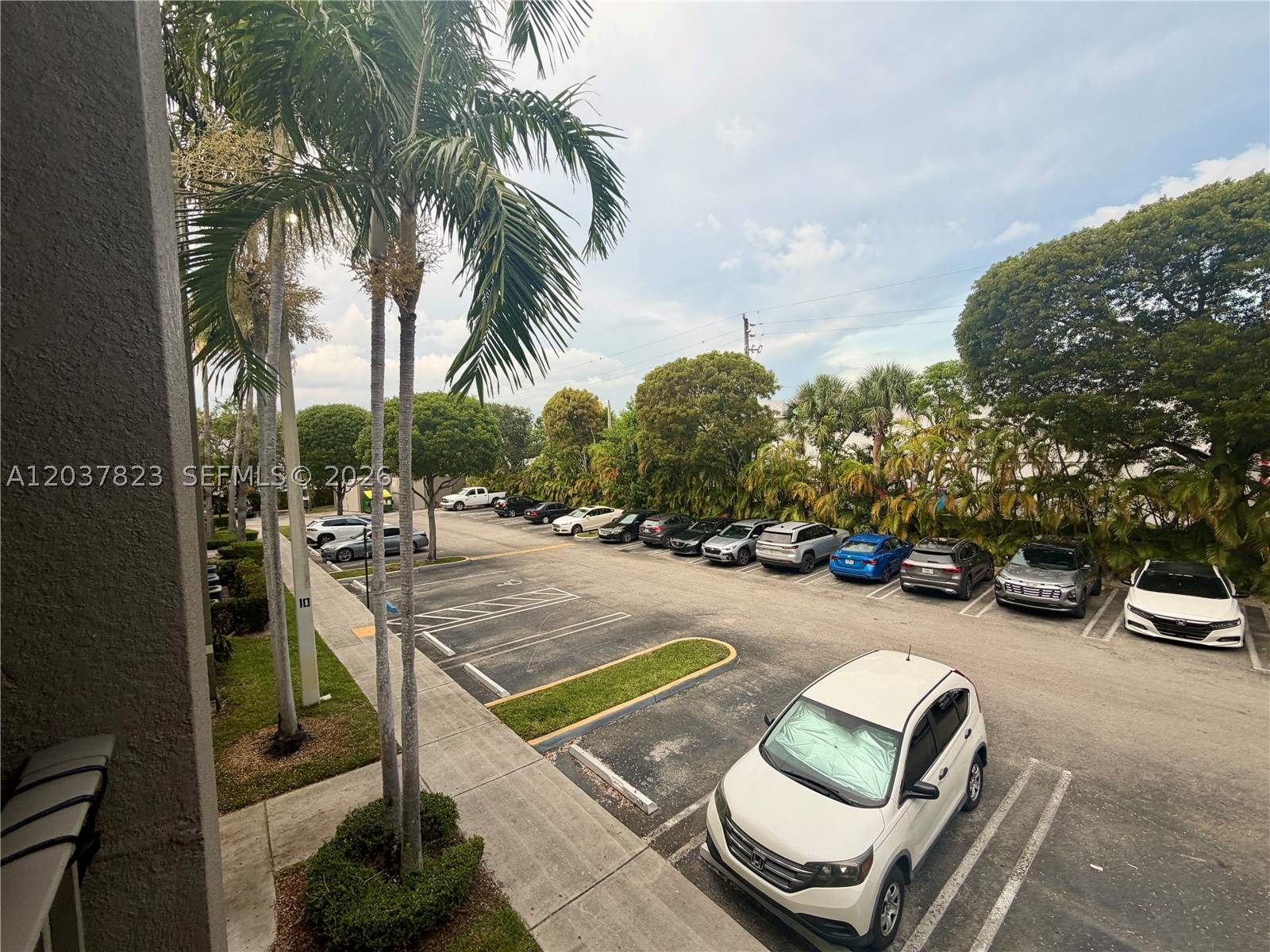 6861 SW 44th St #205, Miami FL 33155