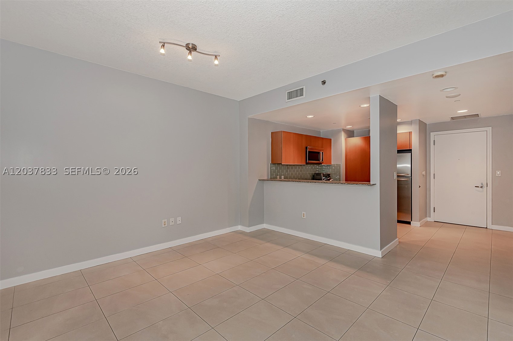 1050 Brickell Ave #2822, Miami FL 33131