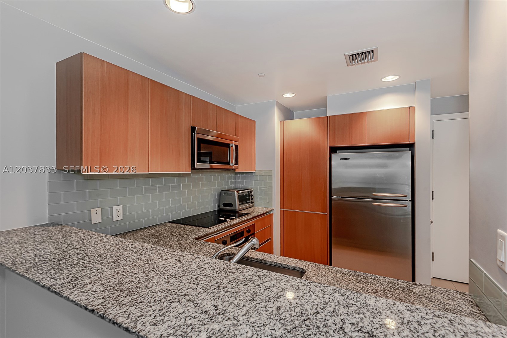 1050 Brickell Ave #2822, Miami FL 33131