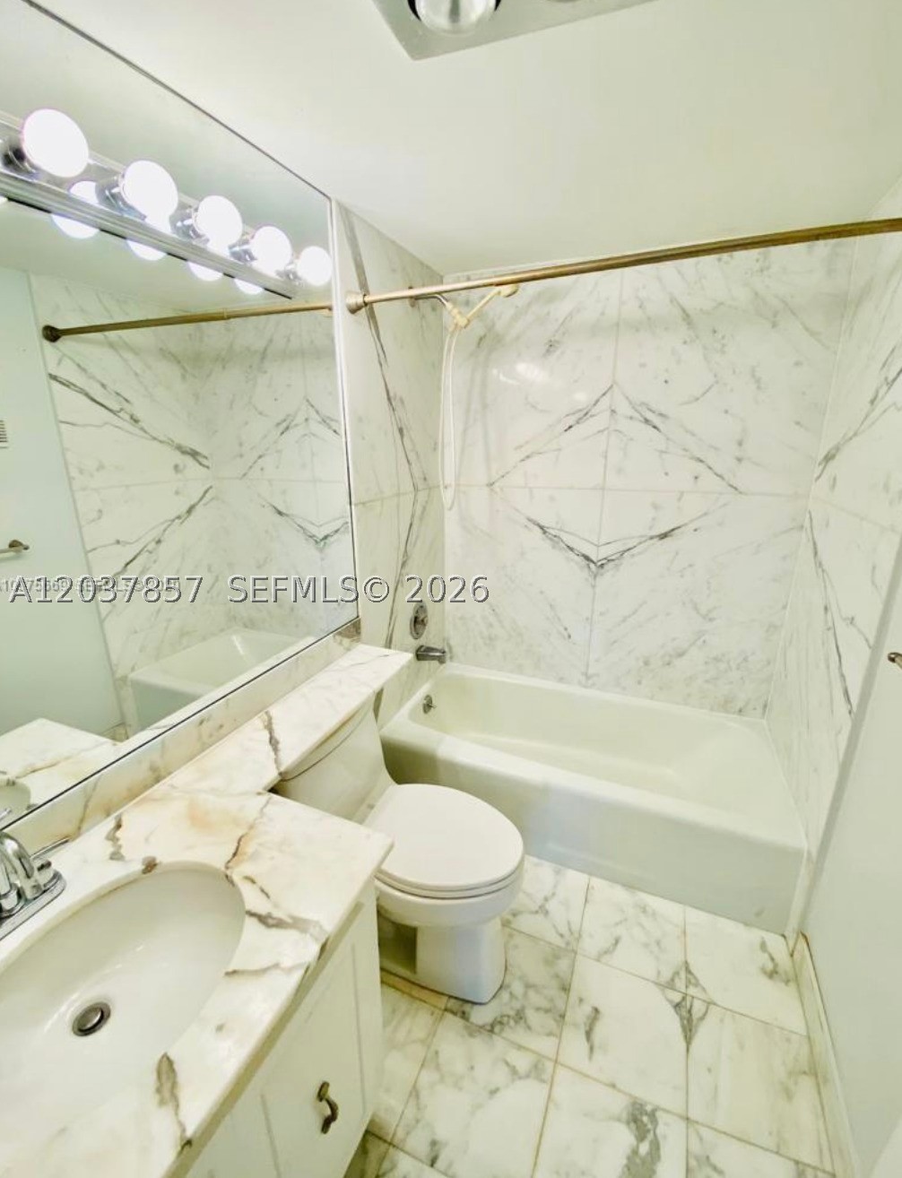 155 Ocean Lane Dr #504, Key Biscayne FL 33149