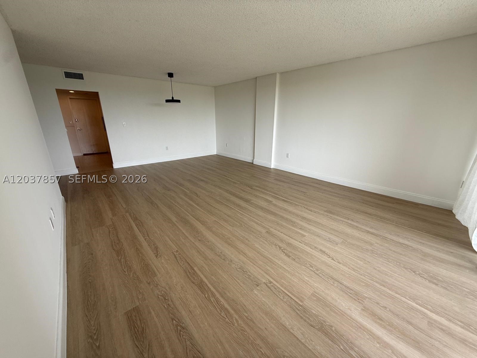155 Ocean Lane Dr #504, Key Biscayne FL 33149