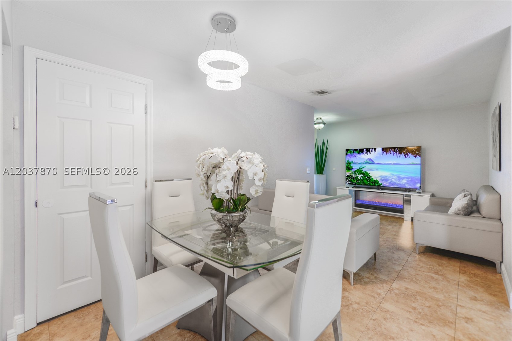 15216 SW 112th Pl, Miami FL 33157